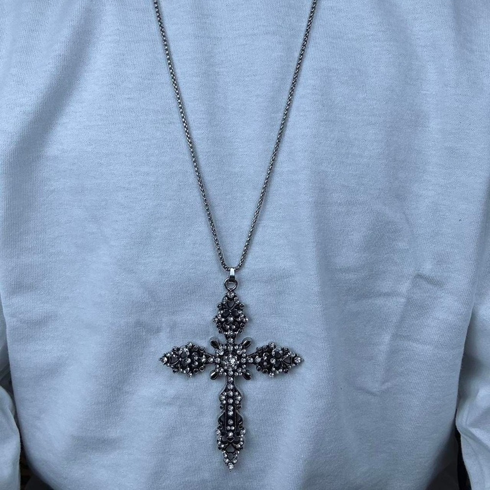 Mens Silver Ornate Rhinestone Cross Pendant Necklace Faith Jewelry 22-24 Inch